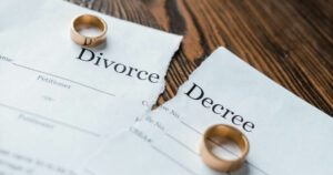 Trouver le bon avocat pour son divorce